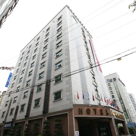 Nice Hotel Uijeongbu Bagian luar foto