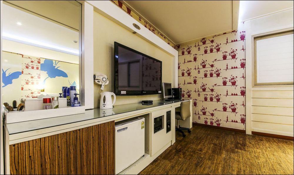 Nice Hotel Uijeongbu Bagian luar foto