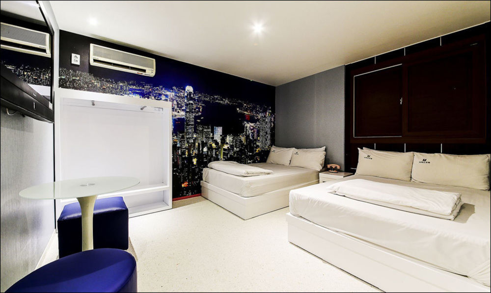 Nice Hotel Uijeongbu Bagian luar foto