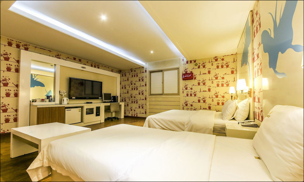 Nice Hotel Uijeongbu Bagian luar foto